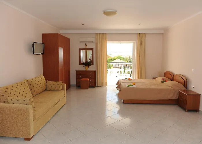 Hotel Jenny Laganas