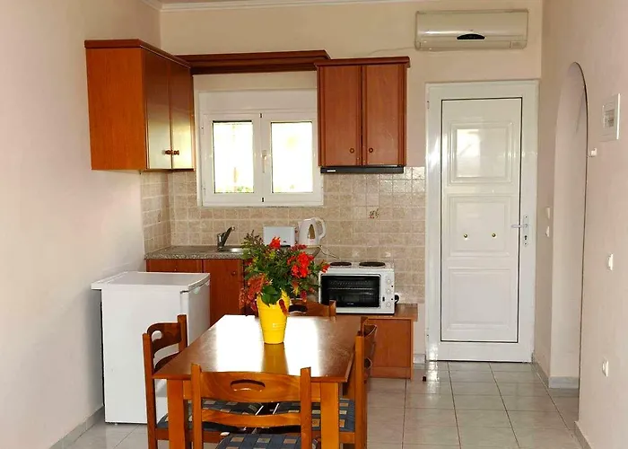 Hotel Jenny Laganas
