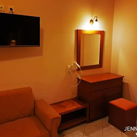 Hotel Jenny 3*