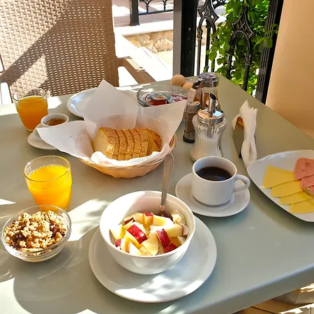 Jenny Hotel Laganas