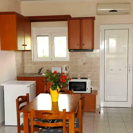 Hotel Jenny Laganas